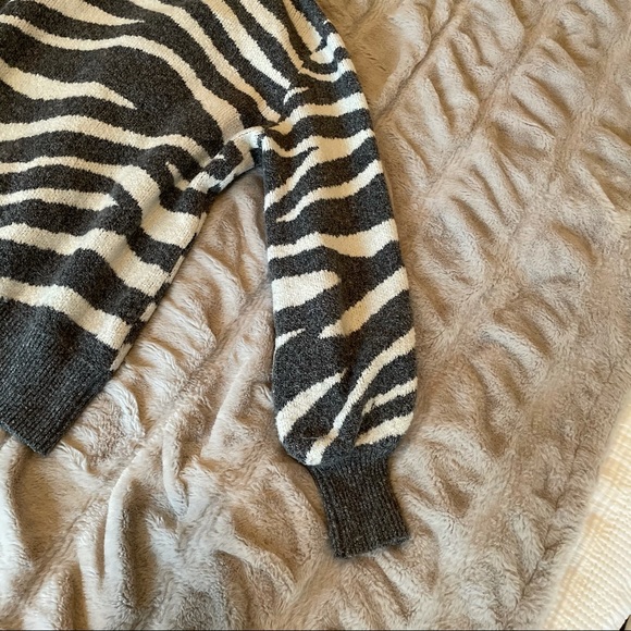 Marled zebra sweater - Picture 7 of 7